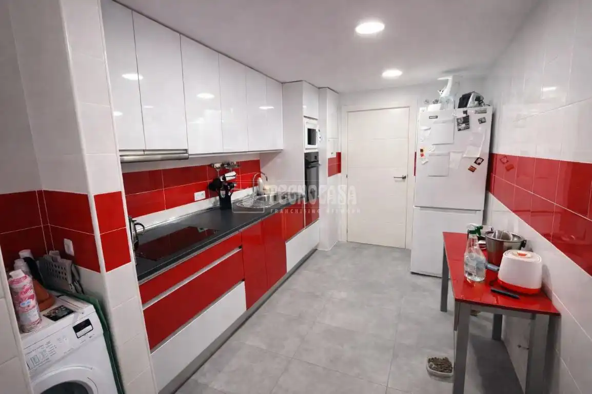 Cocina de Piso en venta en Illescas con Aire acondicionado, Calefacción y Piscina comunitaria