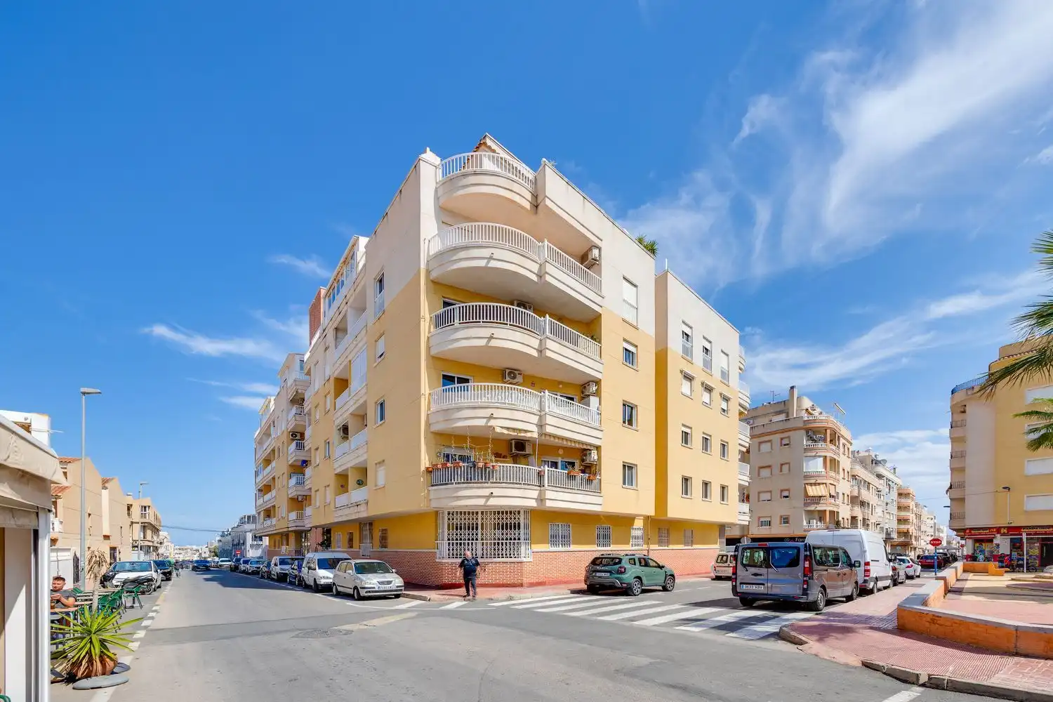 Piso con terraza en venta en Avenida Diego Ramírez Pastor 192