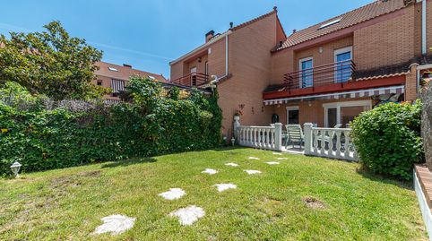 Foto 2 de Casa adosada en venta en Calle de la Haya, 147, Parque Coimbra, Móstoles