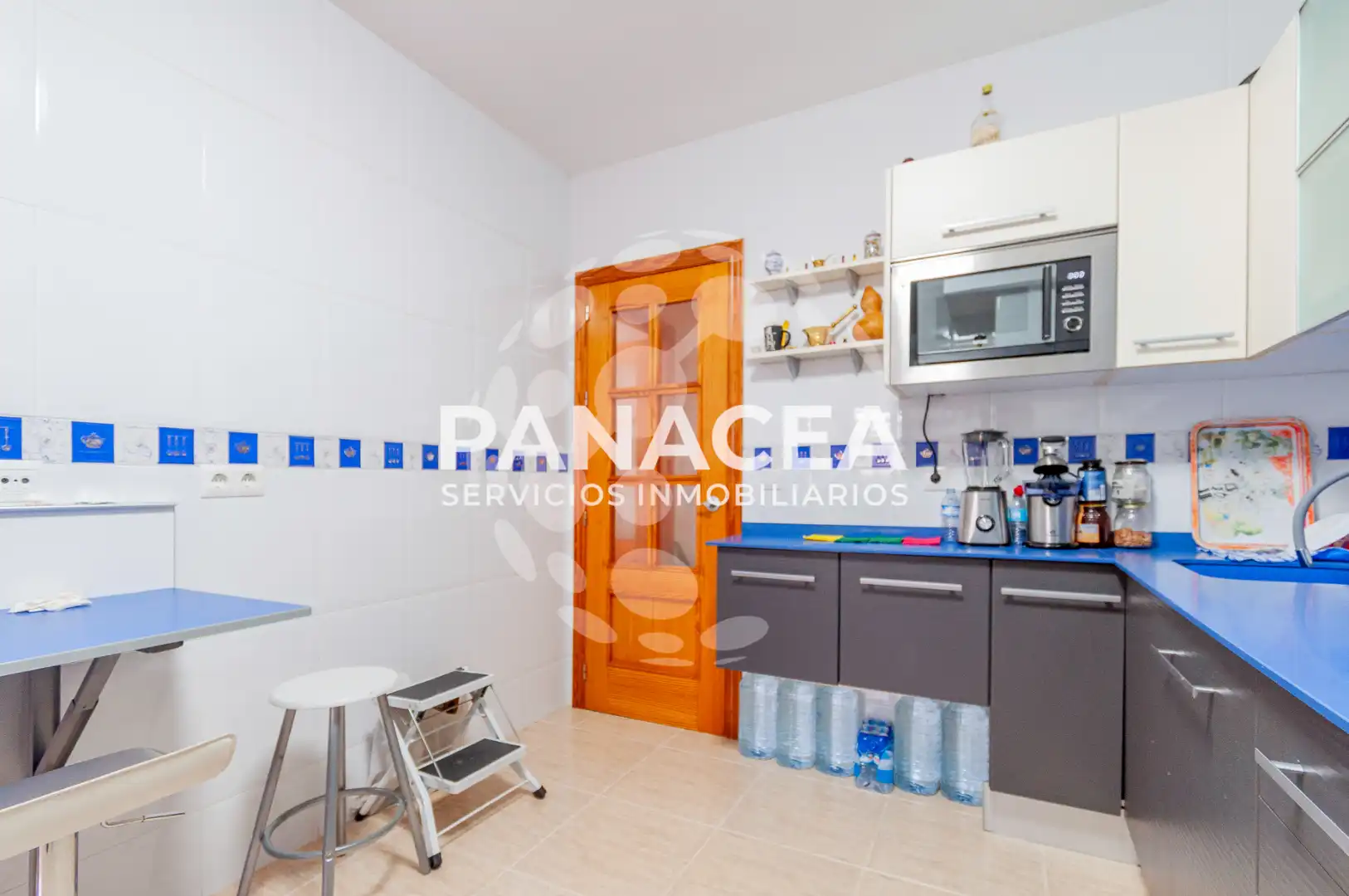 Kitchen of Flat for sale in Roquetas de Mar  with Furnished, Oven and Washing machine