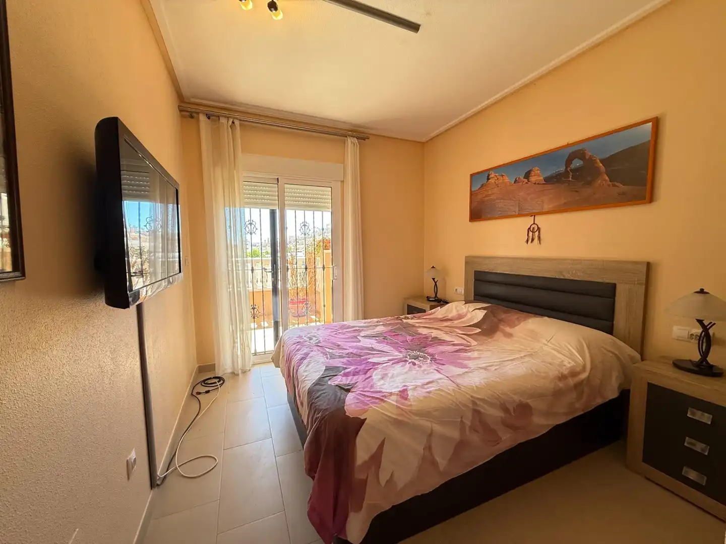 Dormitori de Apartament en venda en Orihuela amb Terrassa, Moblat i Balcó