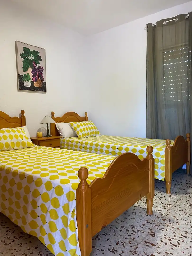 Dormitori de Casa o xalet en venda en Chiclana de la Frontera amb Jardí privat i Piscina