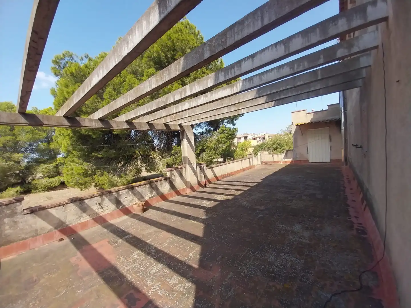 Vista exterior de Casa adosada en venta en Bellcaire d'Empordà con Trastero y Amueblado