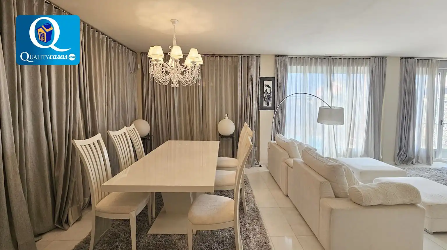 Chalet con terraza en venta en Golf Bahía, imagen 10