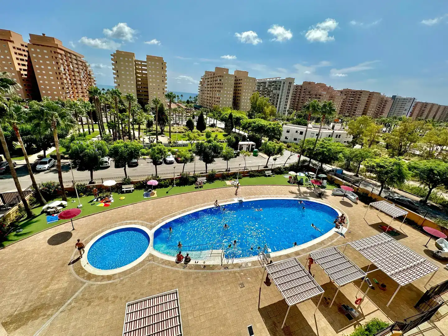 Piscina de Apartament de lloguer en Oropesa del Mar / Orpesa amb Aire condicionat, Piscina i Balcó