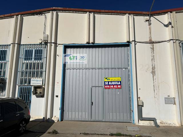 Nave industrial en Alquiler en C/ RIBERA en Cadrete