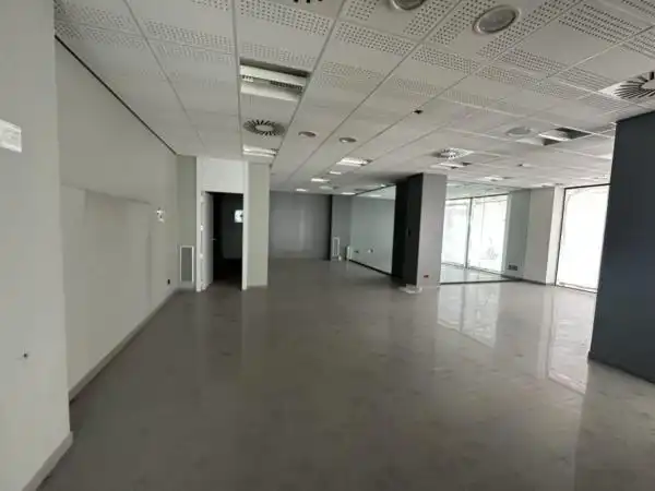 Local comercial en venda a Novelda, imagen 4