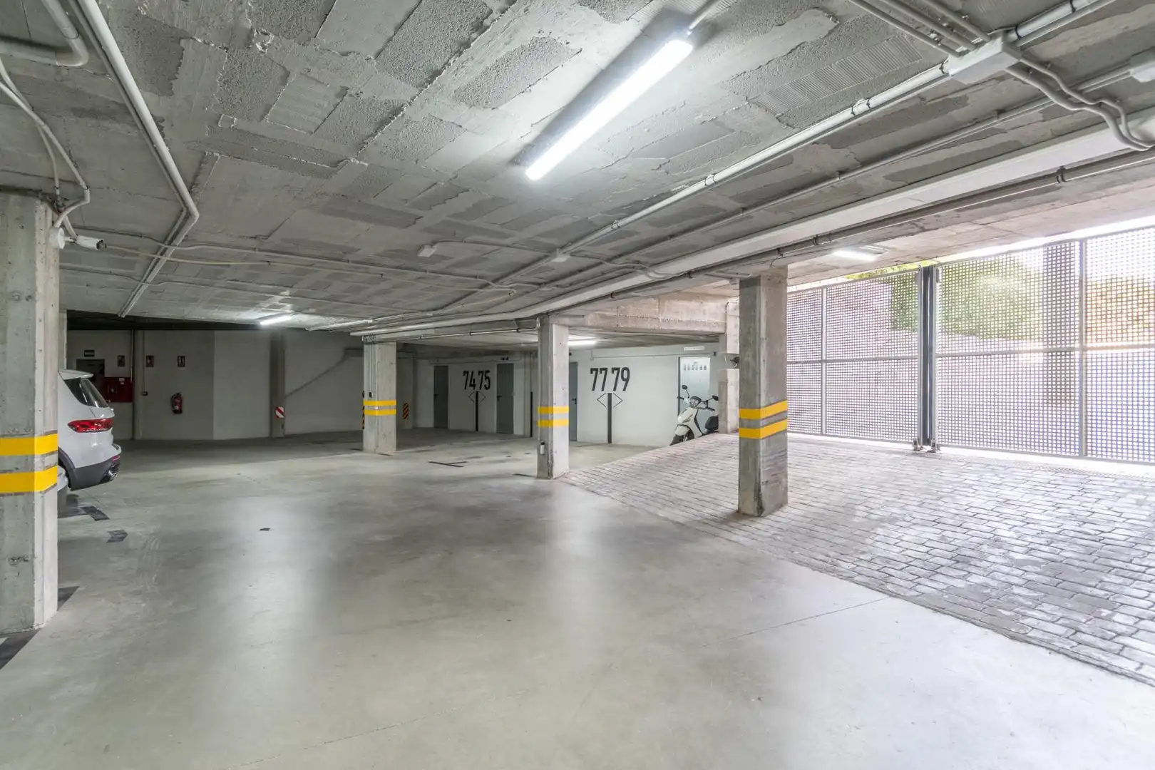 Wohnung mit Pool zum Verkauf in Calle Rector Federico Mayor Zaragoza, imagen 30