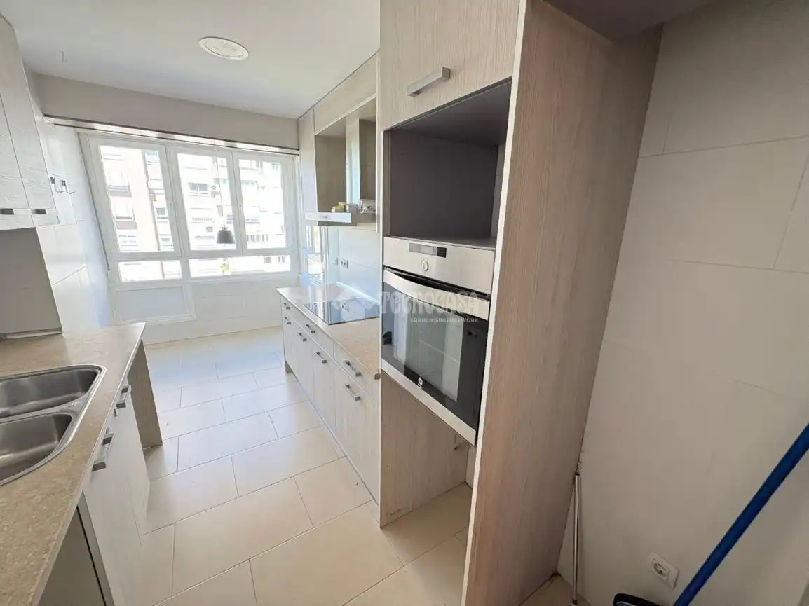Appartamento con piscina in affitto a Chamartín, imagen 11