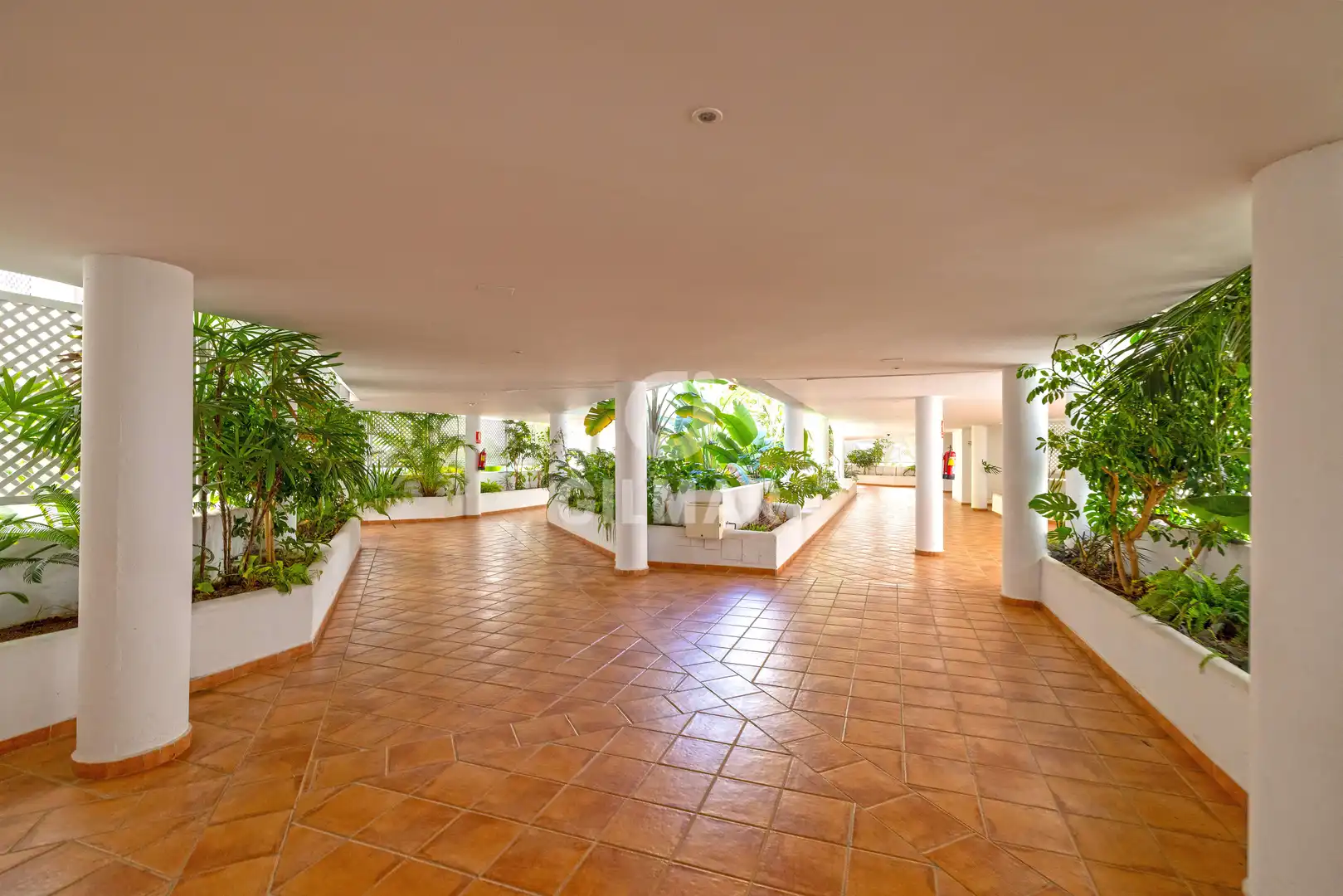 Apartament en venda en Marbella amb Calefacció, Jardí privat i Traster