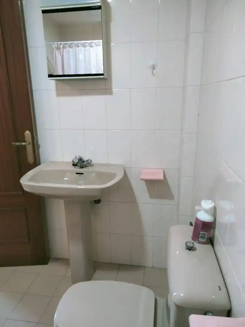 Baño de Piso en venta en Bareyo con Piscina