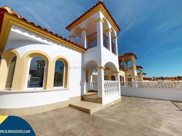 Villa con piscina in vendita a Algorfa
