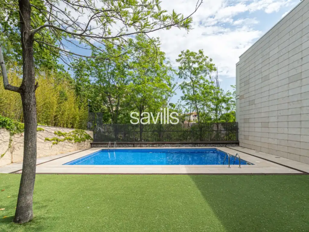 Swimming pool of Attic for sale in Barcelona  with Air Conditioner, Terrace and Swimming Pool