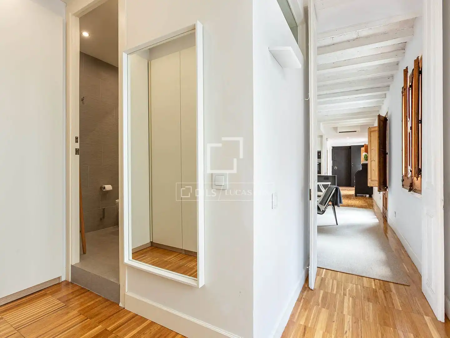 Piso en venta en Barcelona con Aire acondicionado, Calefacción y Parquet