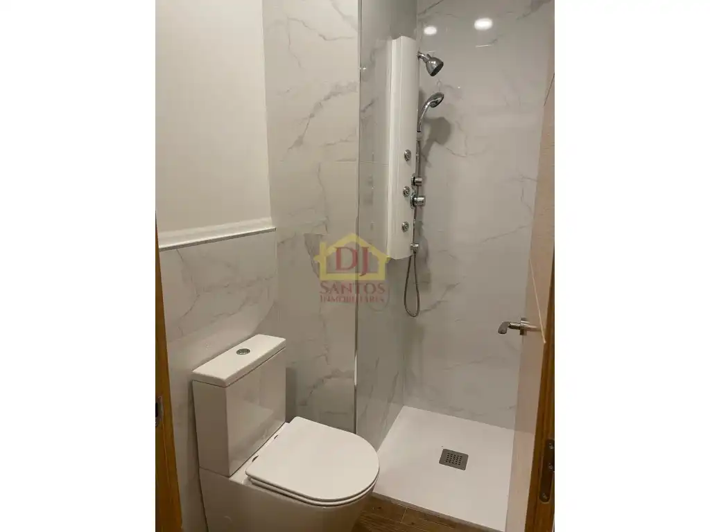 Apartamento en venta en Avenida de los Comuneros, Rollo - Puente Ladrillo