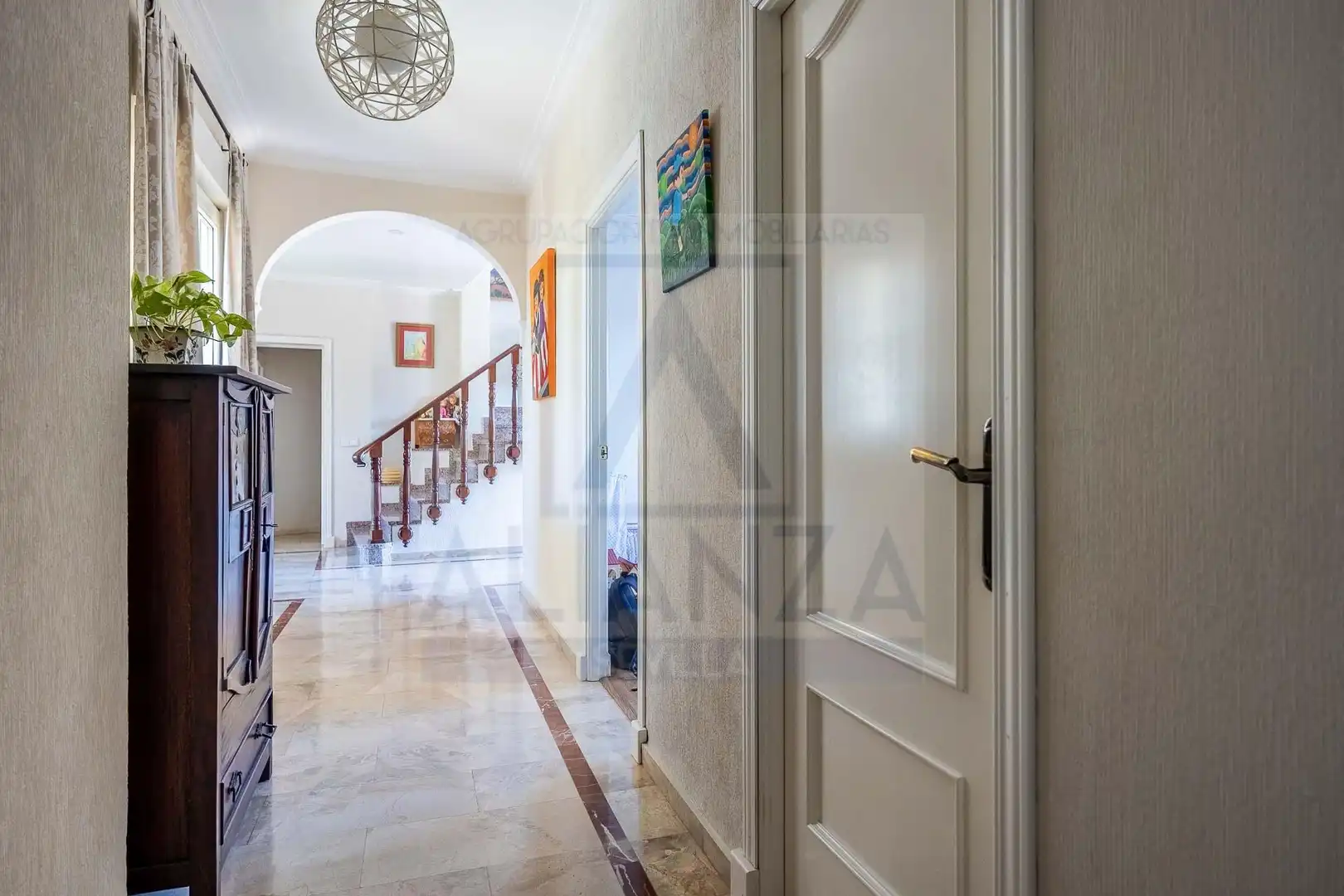 Houses for sale in Valencina de la Concepción  with Air Conditioner, Private garden and Community pool