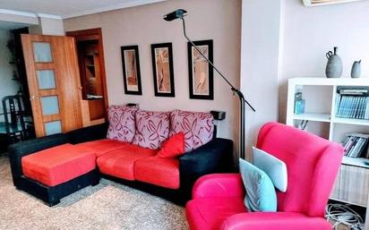 Sala d'estar de Pis en venda en  Valencia Capital amb Calefacció i Balcó