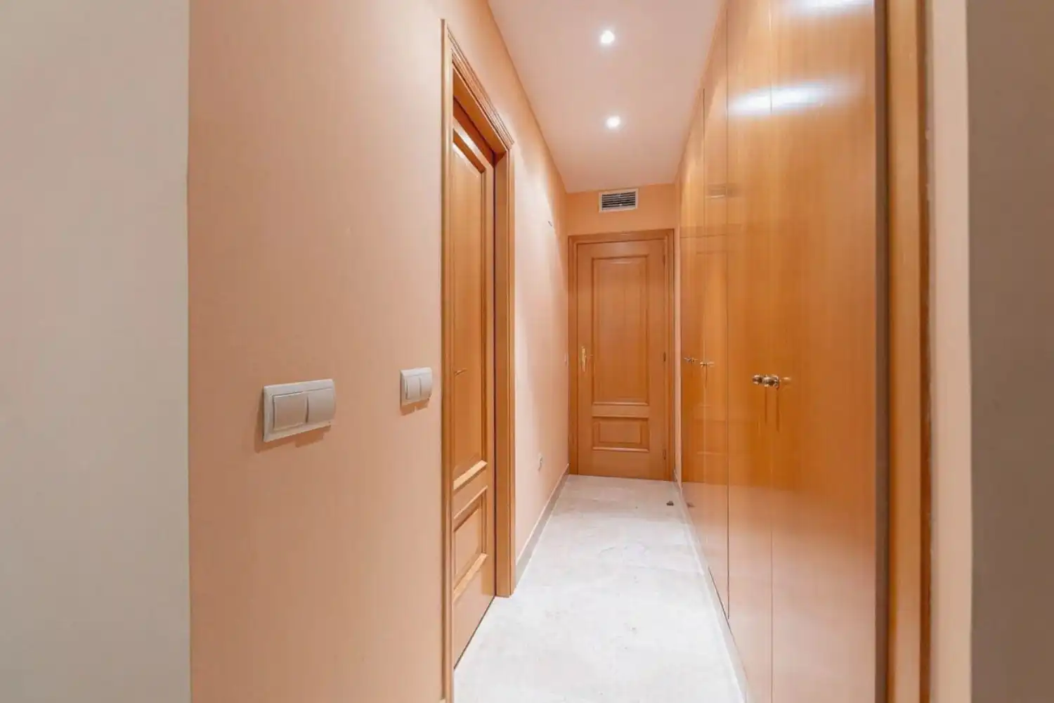 Apartamento de alquiler en Estepona con Aire acondicionado, Terraza y Piscina