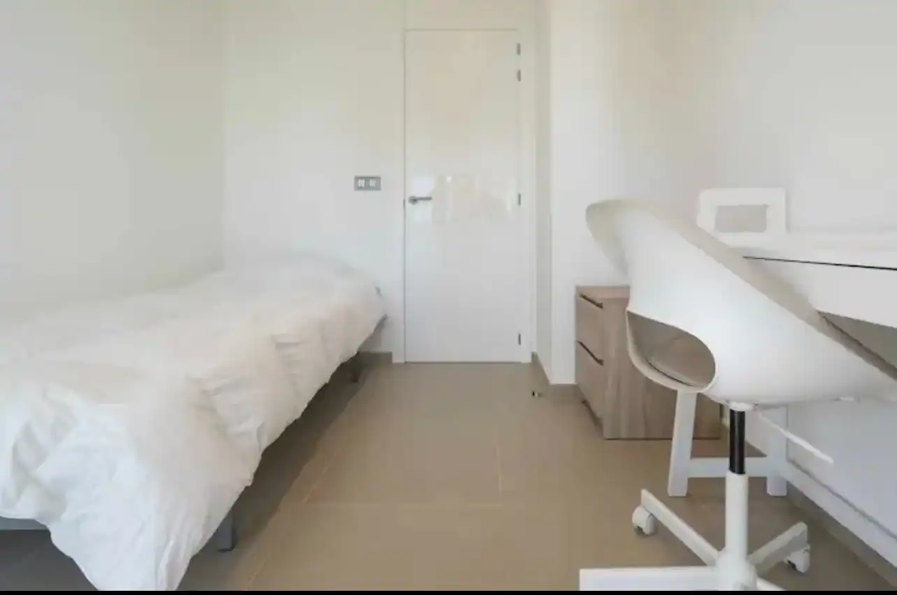 Bedroom of Flat for sale in Benidorm  with Air Conditioner, Heating and Terrace