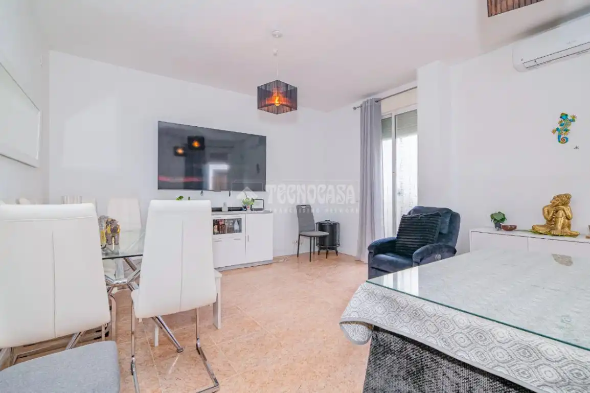 Sala de estar de Casa adosada en venta en Fuente Vaqueros