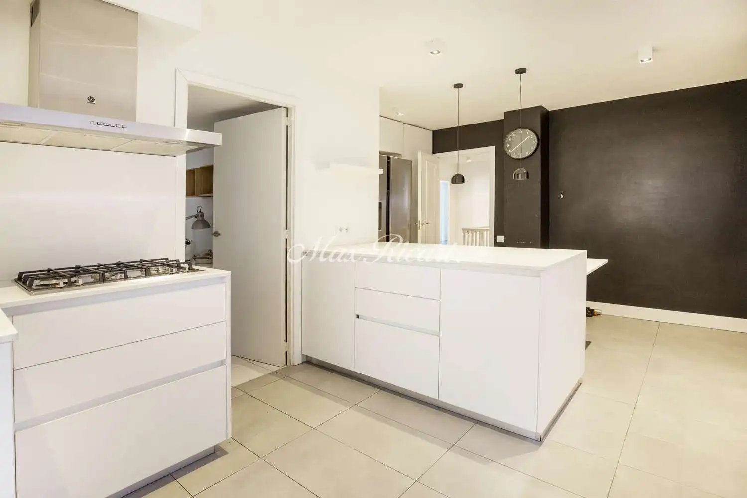 Duplexes for rent in N/A, Les Tres Torres