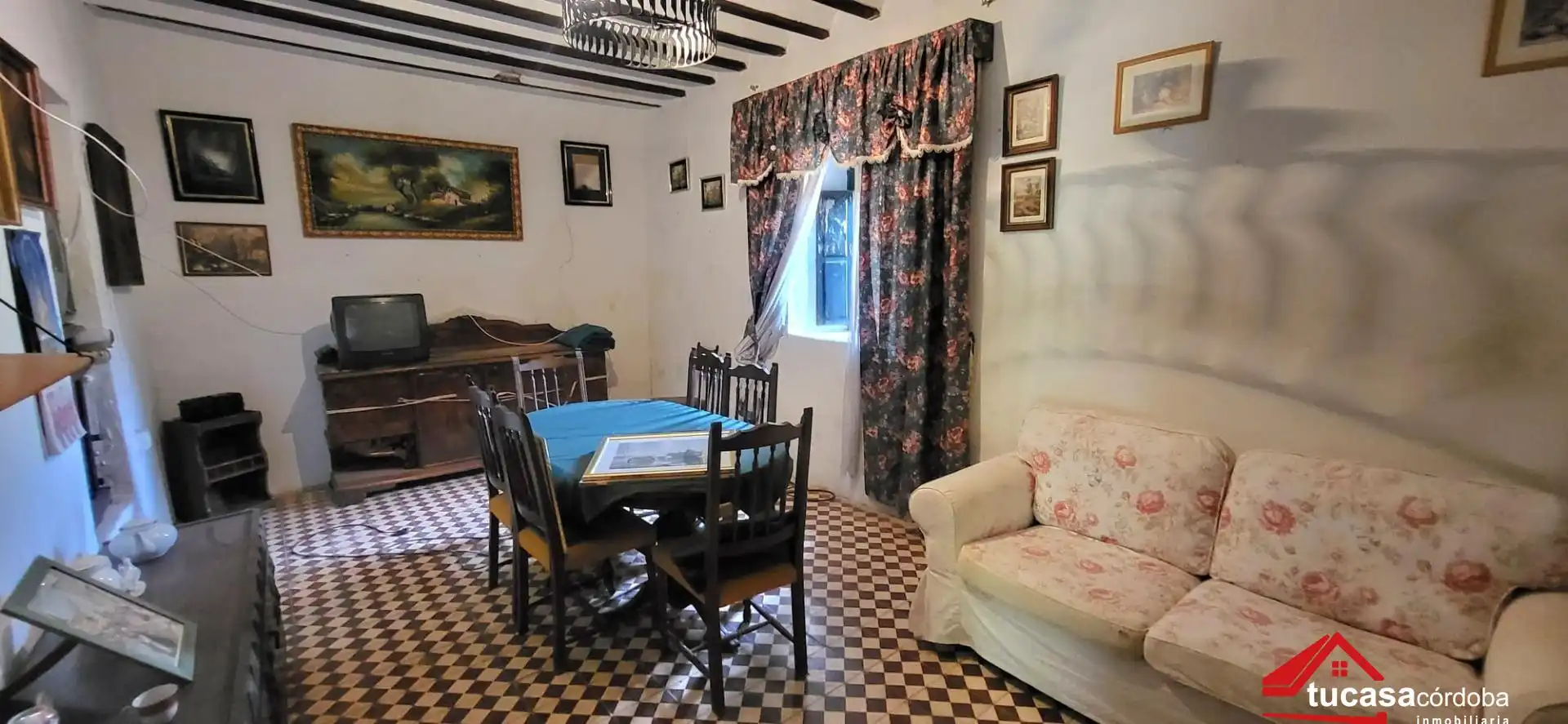 Esszimmer von Grundstücke zum Verkauf in Montoro