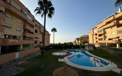 Vista exterior de Pis en venda en Torremolinos amb Aire condicionat i Terrassa