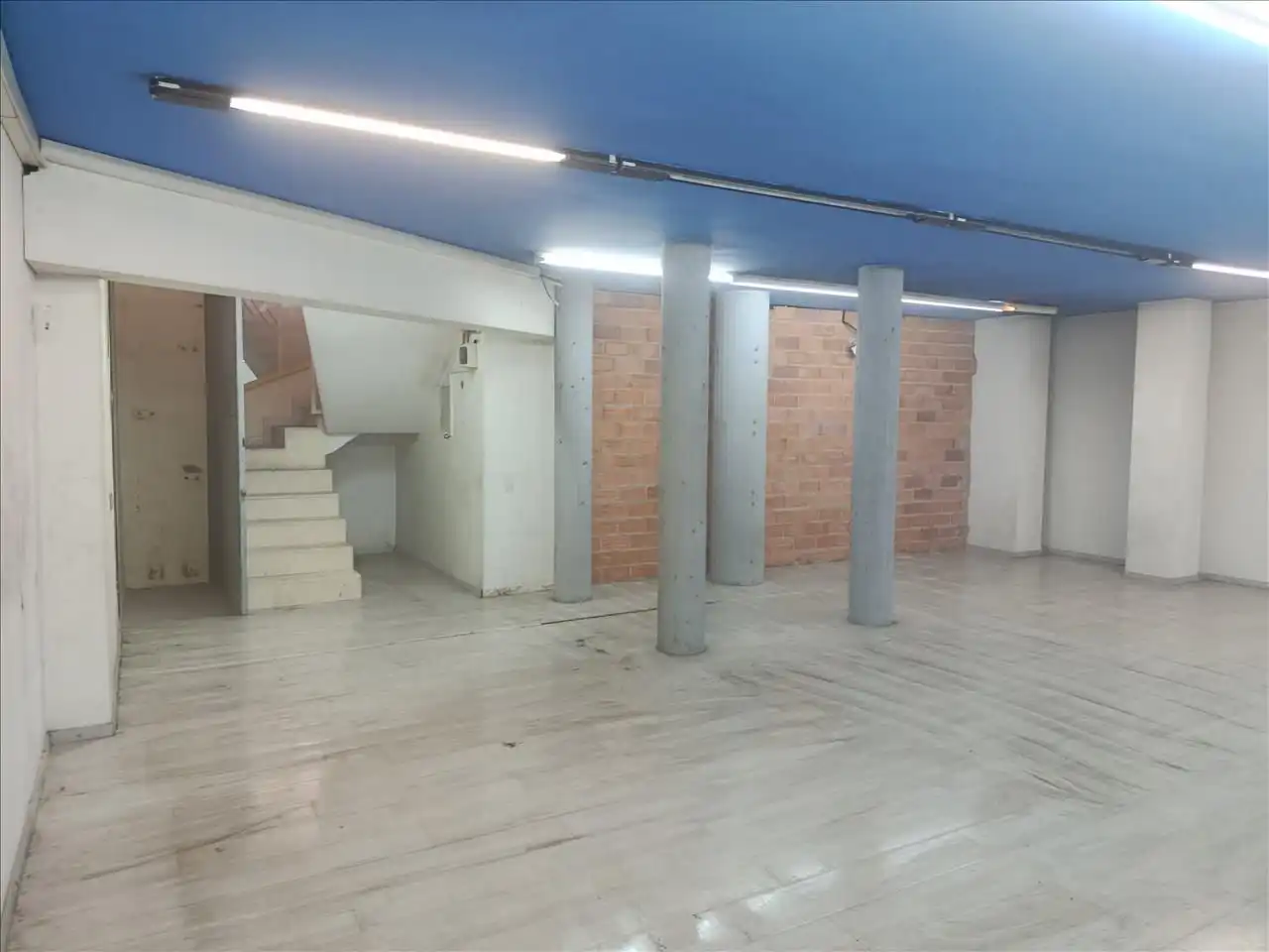 Business premises for sale in Calle Alfonso Iv Setenta-Y-Tres-Y-Setenta-Y-Cinco, imagen 20