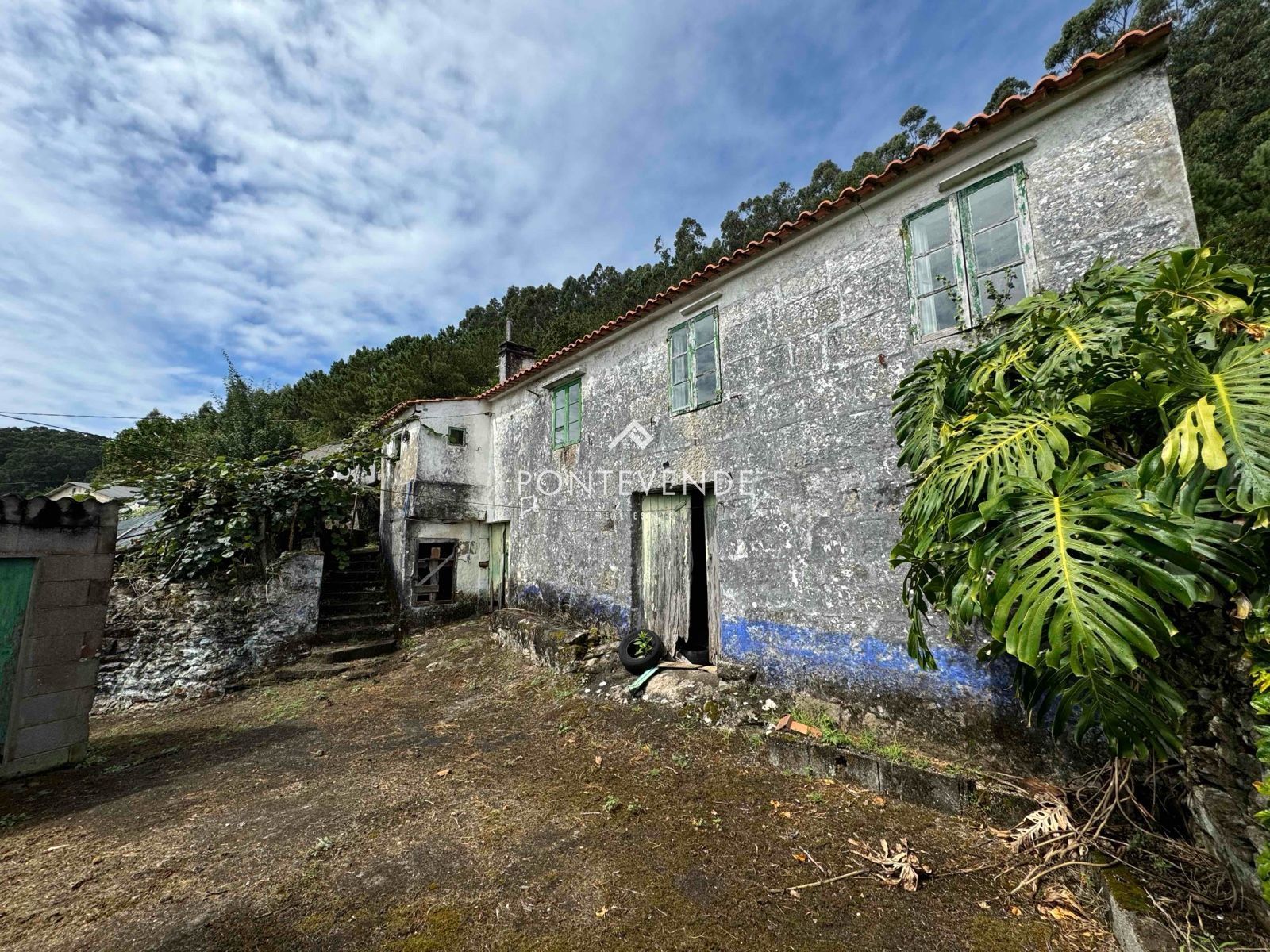 Exterior view of House or chalet for sale in Marín  with Private garden