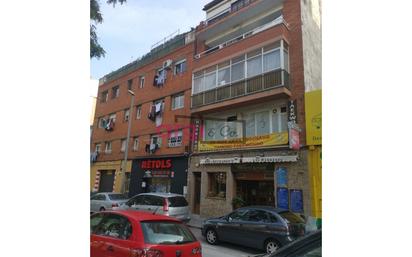 Vista exterior de Edifici en venda en Viladecans