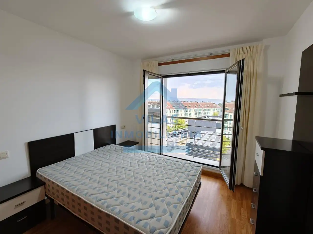 Appartement compact avec terrasse à louer à TRAVESIA DO PORTO