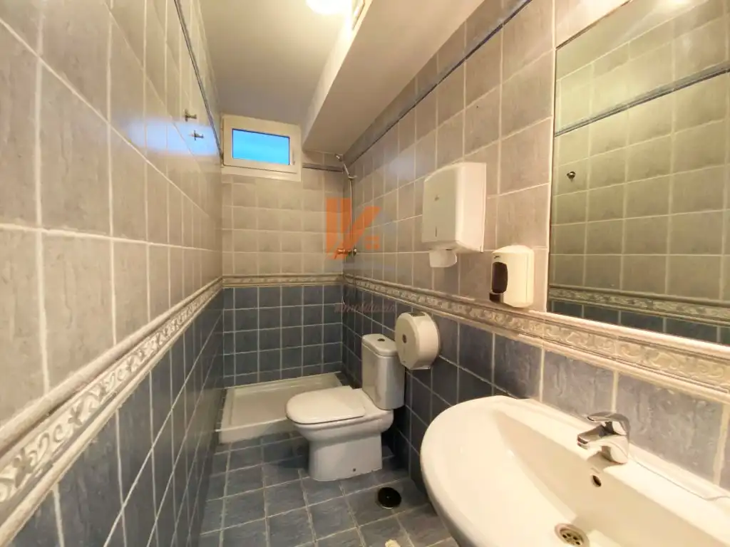 Badezimmer von Geschaftsraum zum Verkauf in Santiago de Compostela 