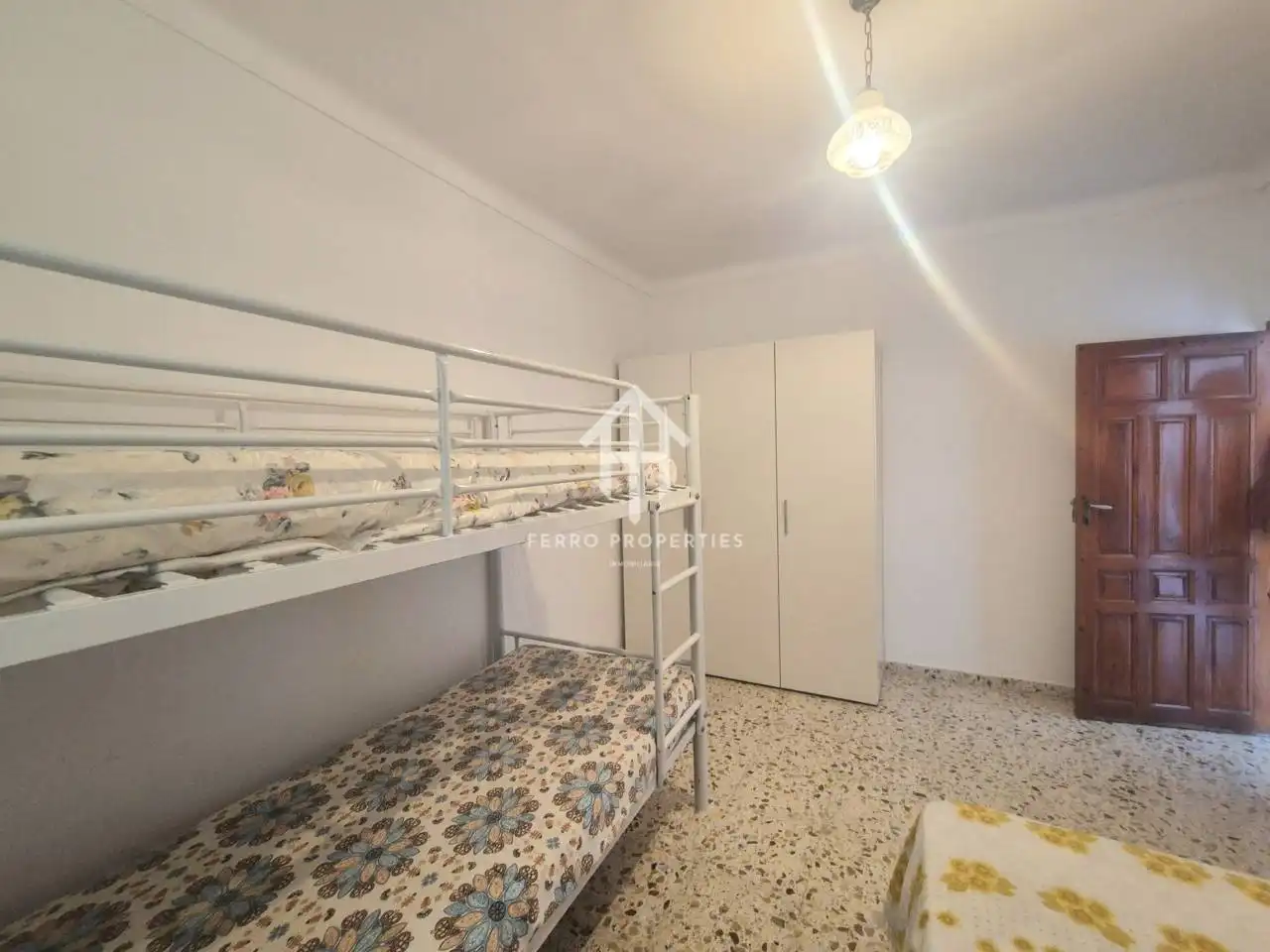 Dormitori de Casa o xalet en venda en Loja amb Moblat