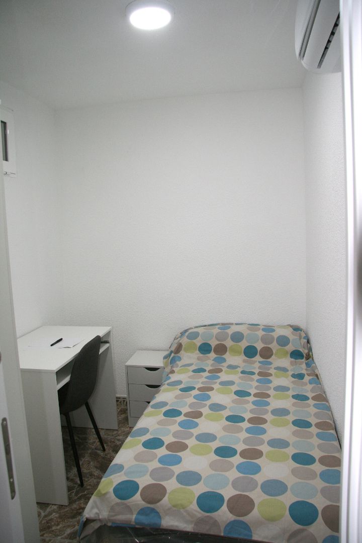 Piso para compartir en Sur - PAU 4