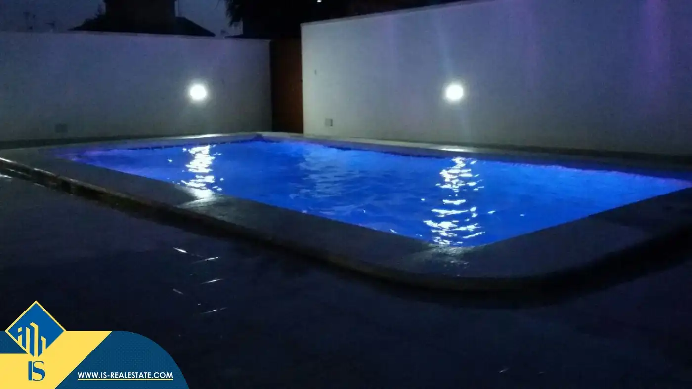 Schwimmbecken von Haus oder Chalet zur Miete in Torrevieja mit Klimaanlage, Terrasse und Schwimmbad