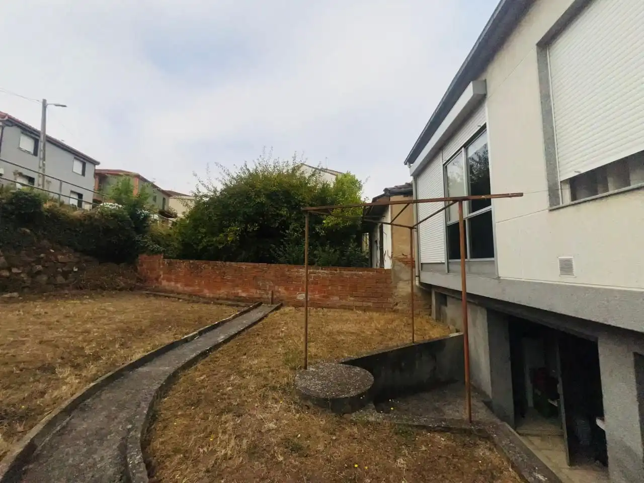 Houses for sale in Ourense Capital   with Heating, Terrace and Furnished
