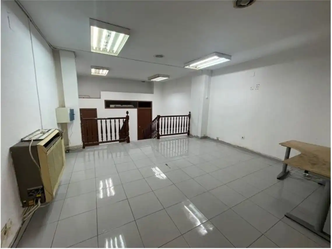 Local comercial en venda a Av Francesc Marimón, imagen 9