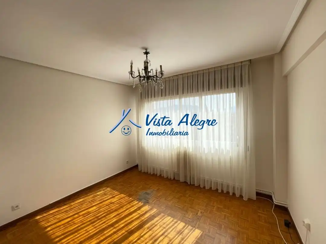 Sala de estar de Piso en venta en Haro con Calefacción, Terraza y Trastero