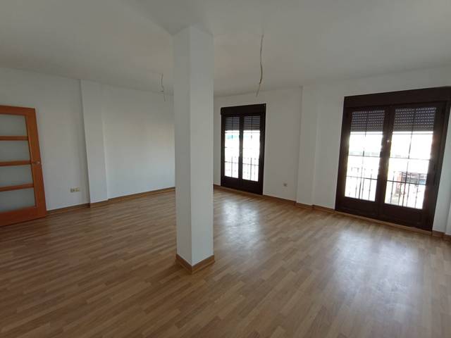 Piso en Venta en Paseo de la Concordia en Socuéllamos