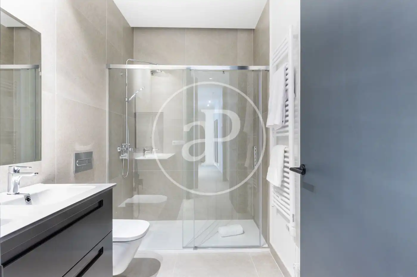 Flat for rent in Calle de Pérez Bayer, Sant Francesc