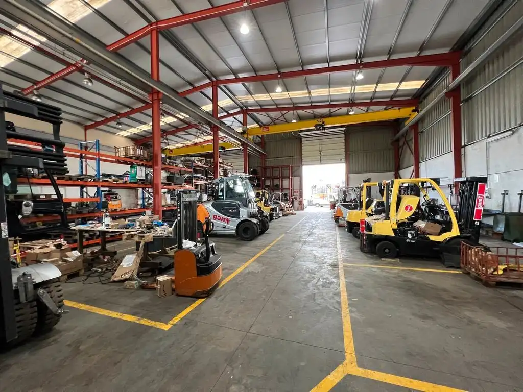 Industrial buildings for sale in Pontedeume