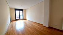 Living room of Flat for sale in Lardero  with Heating, Parquet flooring and Storage room