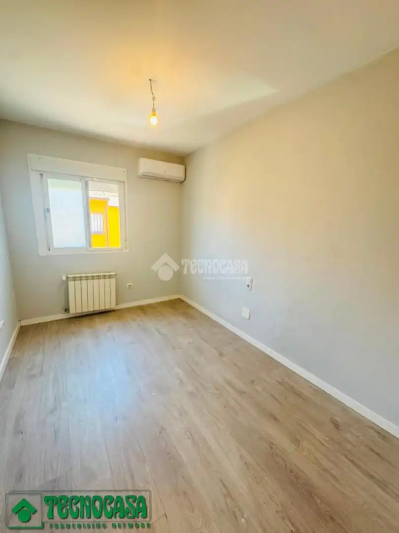 Habitación de Casa adosada en venta en Méntrida con Aire acondicionado, Calefacción y Terraza