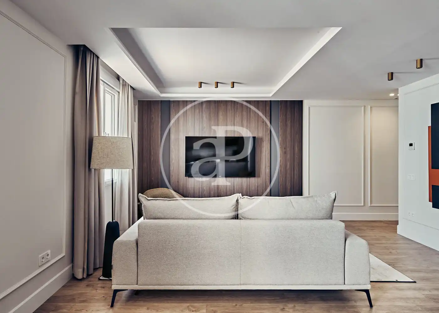 Living room of Flat for sale in Madrid  with Air Conditioner, Heating and Furnished