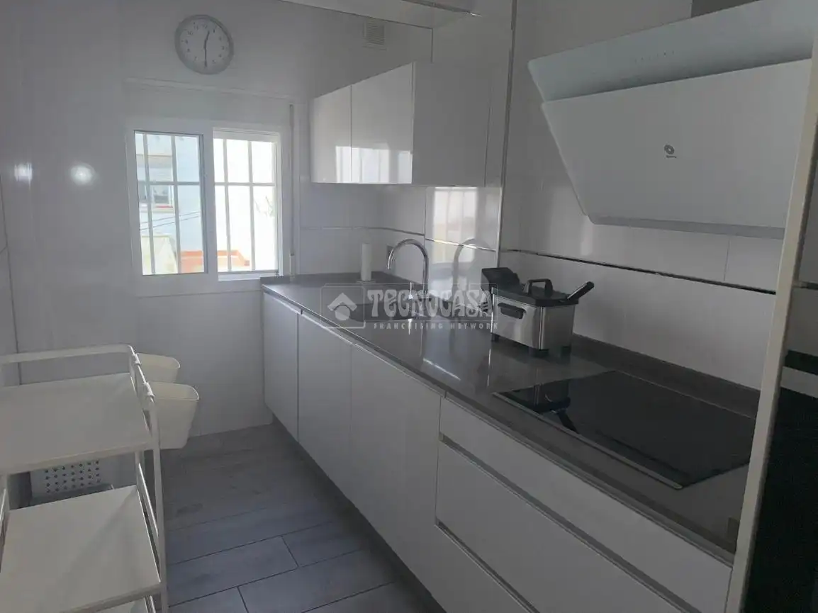 Kitchen of Flat for sale in Sevilla  with Air Conditioner