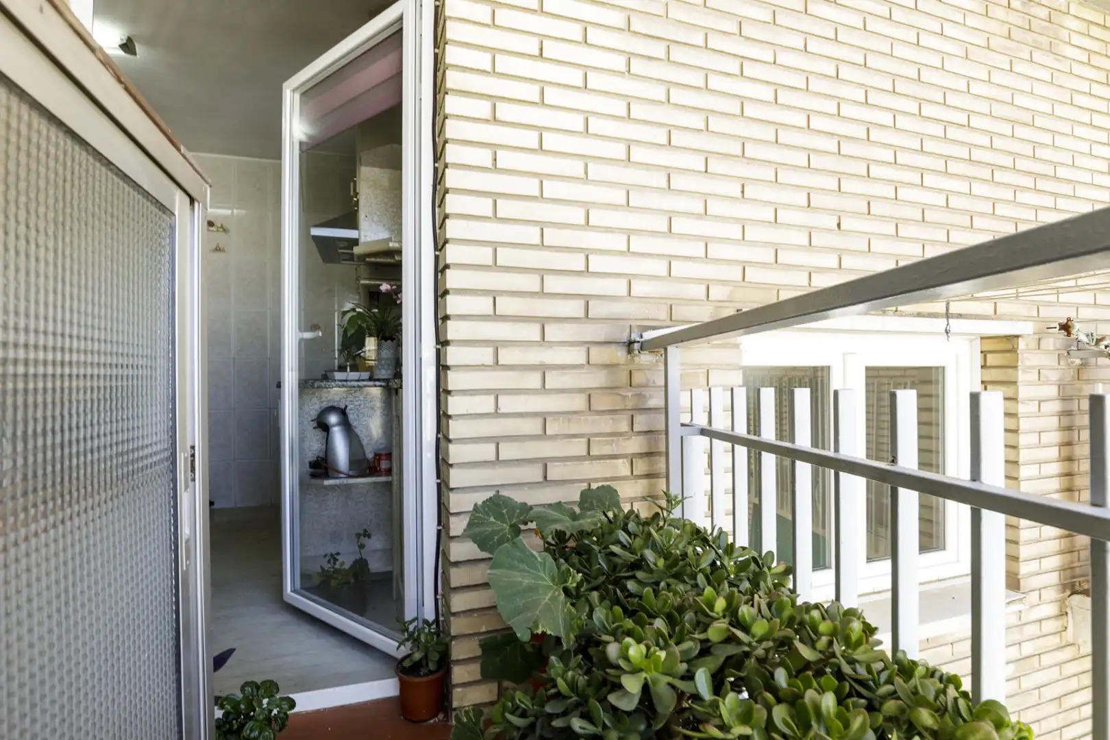 Balcony of Flat for sale in Zaragoza  with Storage room