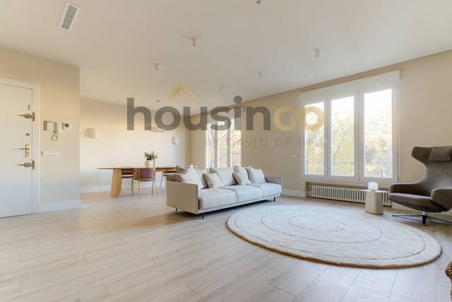 Piso en Venta en Doctor Gomez Ulla en Guindalera