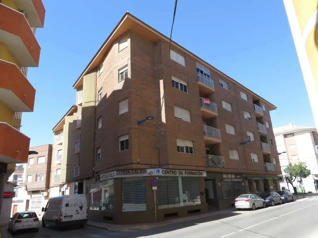 Piso en venta en C/ San José esq. C/ la Vía y C/ Covadonga