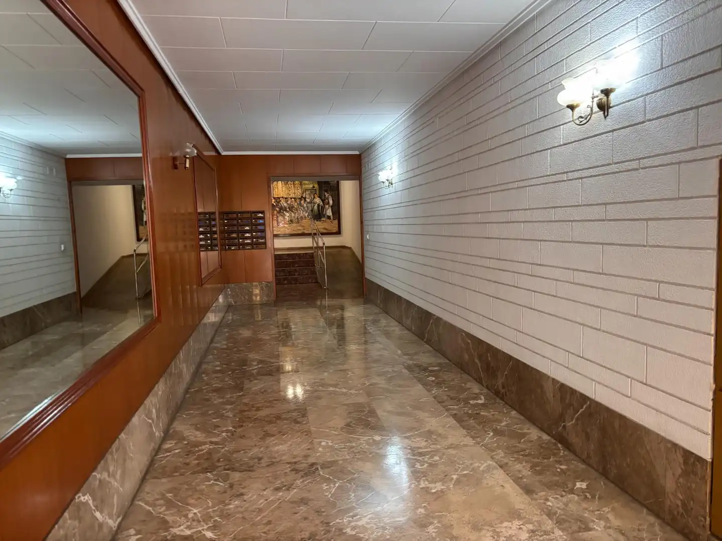 Wohnung zum Verkauf in Valencia mit Terrasse und Balkon