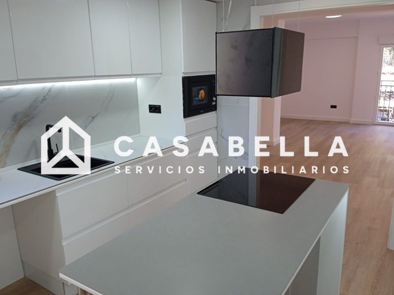 Cuina de Pis en venda en  Valencia Capital amb Aire condicionat, Calefacció i Terrassa